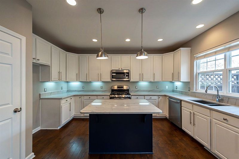 2626 Laurelcherry St, Raleigh, NC 27612