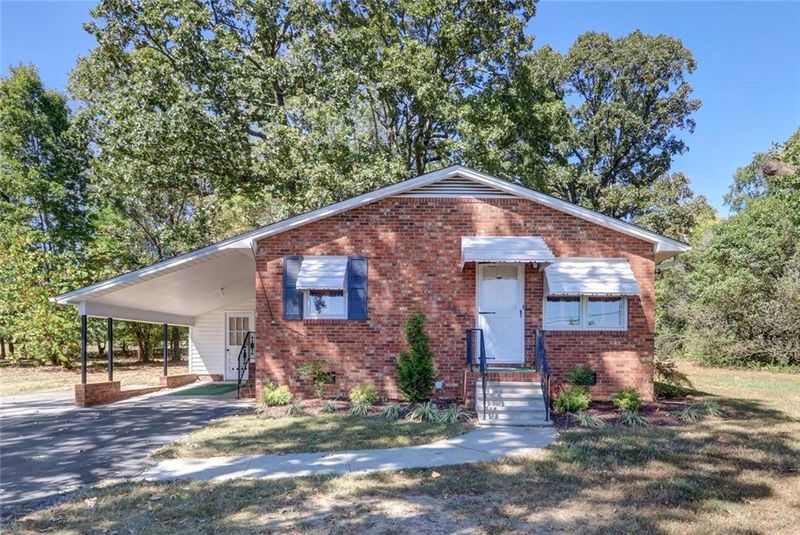 2627 Anthony Rd, Burlington, NC 27215