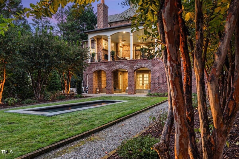 2627 Fairview Rd, Raleigh, NC 27608