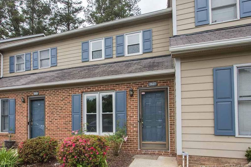2627 Hitchcock Dr, Durham, NC 27705