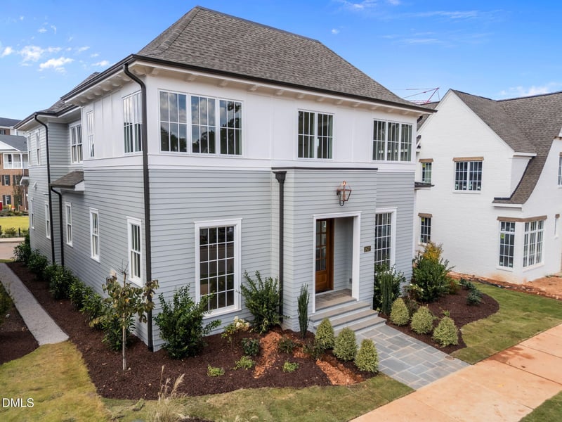 2627 Marchmont St, Raleigh, NC 27608