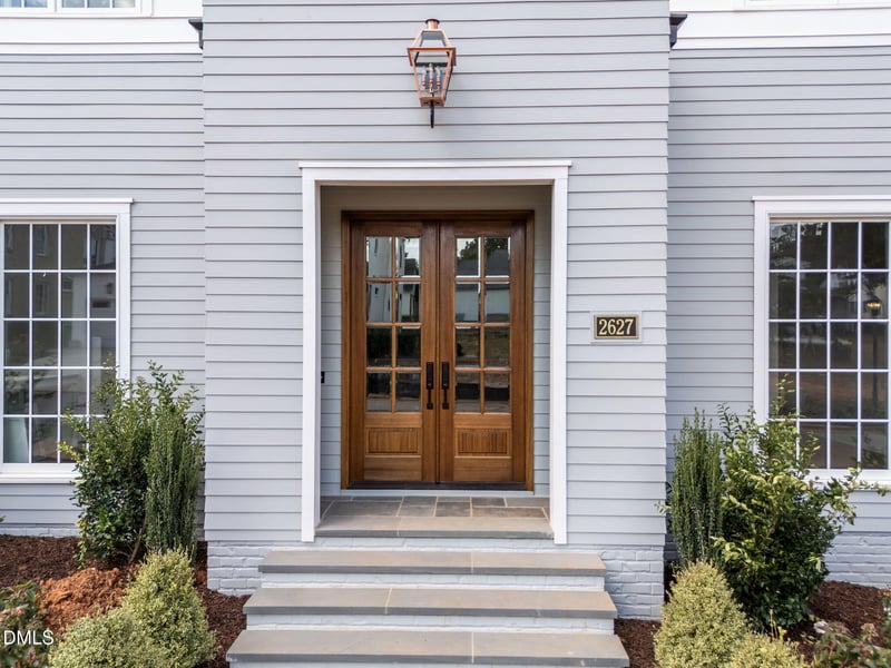 2627 Marchmont St, Raleigh, NC 27608