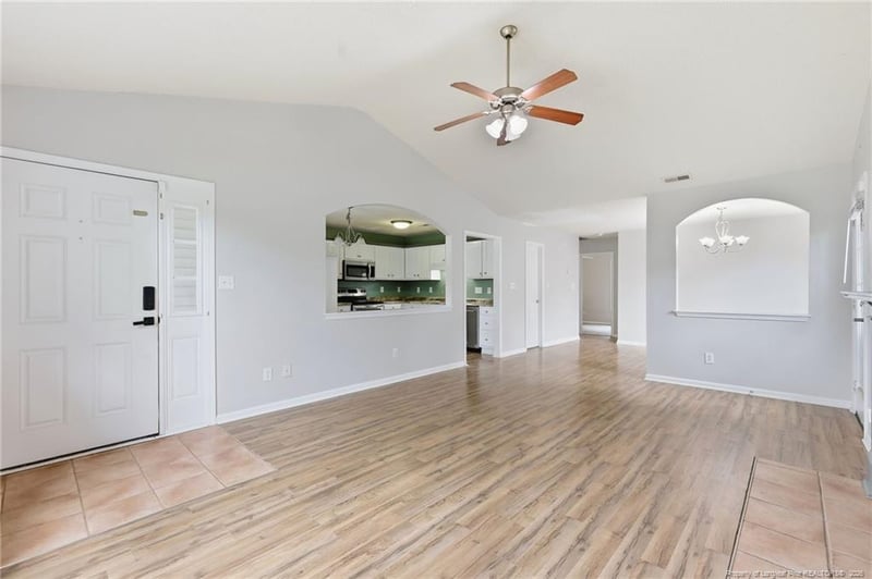 2628 Daniel Boone Ln, Hope Mills, NC 28348