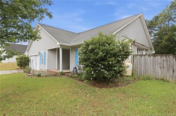 2628 Daniel Boone Ln, Hope Mills, NC 28348