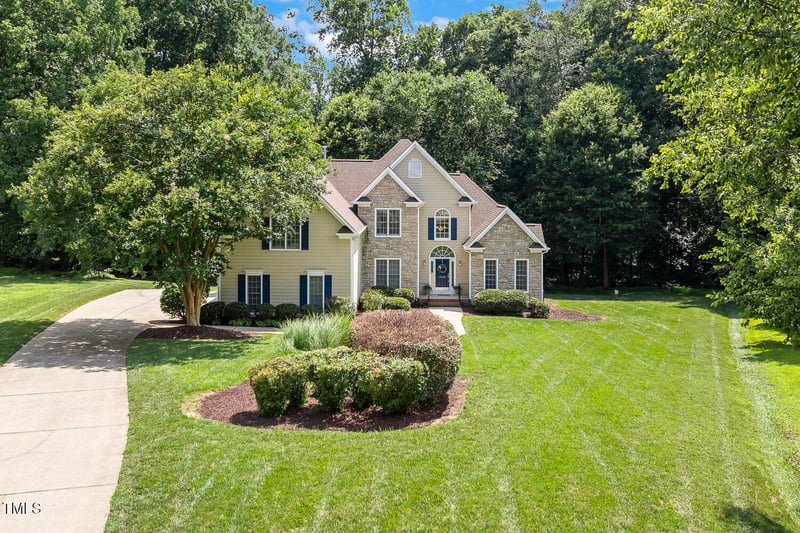 2628 Hunters Meadow Ln, Raleigh, NC 27606