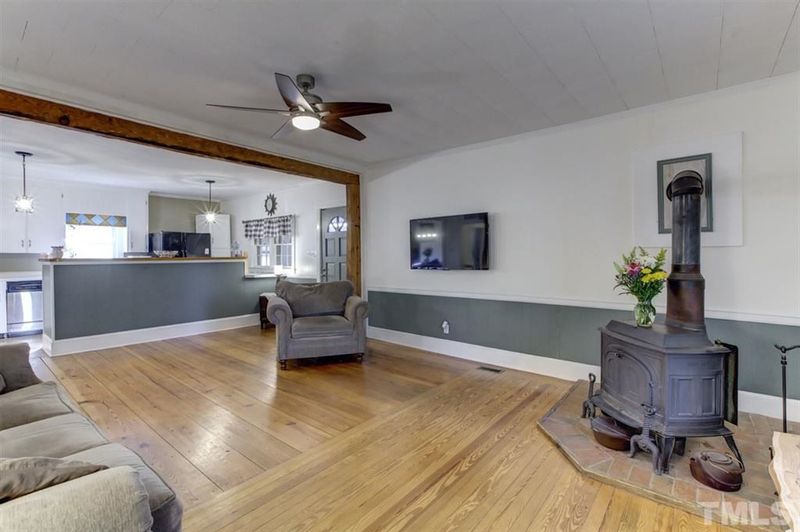 2628 Nc 751 Hw, Apex, NC 27523