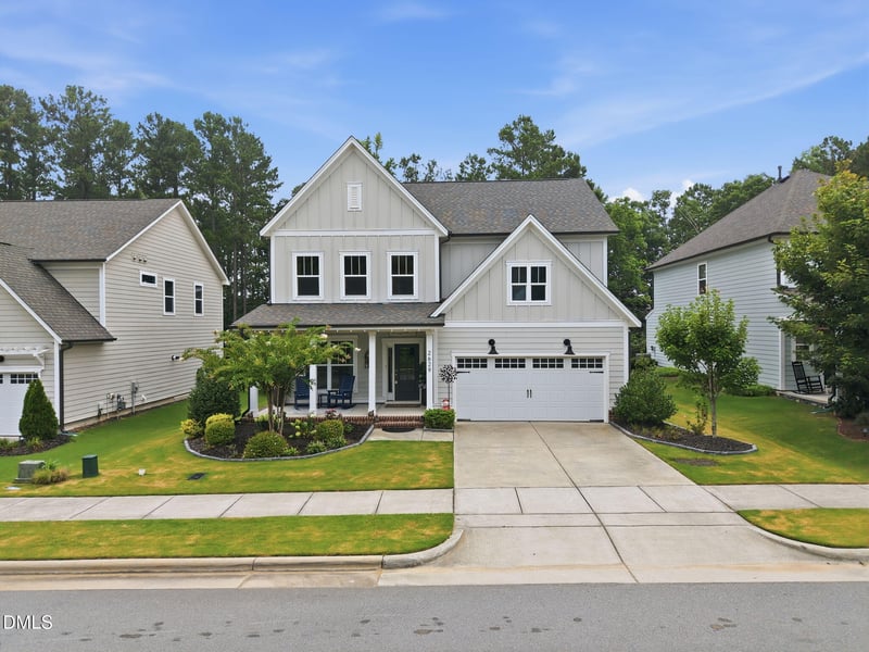 2629 Impulsion Dr, New Hill, NC 27562
