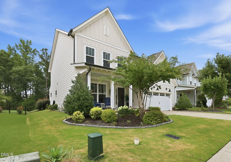 2629 Impulsion Dr, New Hill, NC 27562