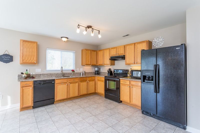 2629 Quarry Ridge Ln, Raleigh, NC 27610