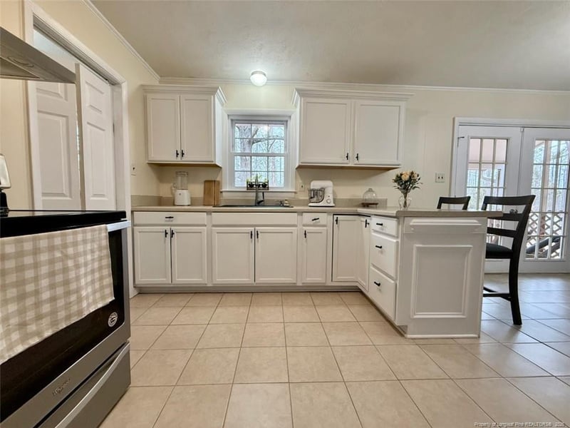 263 Brewster Dr, Fayetteville, NC 28303