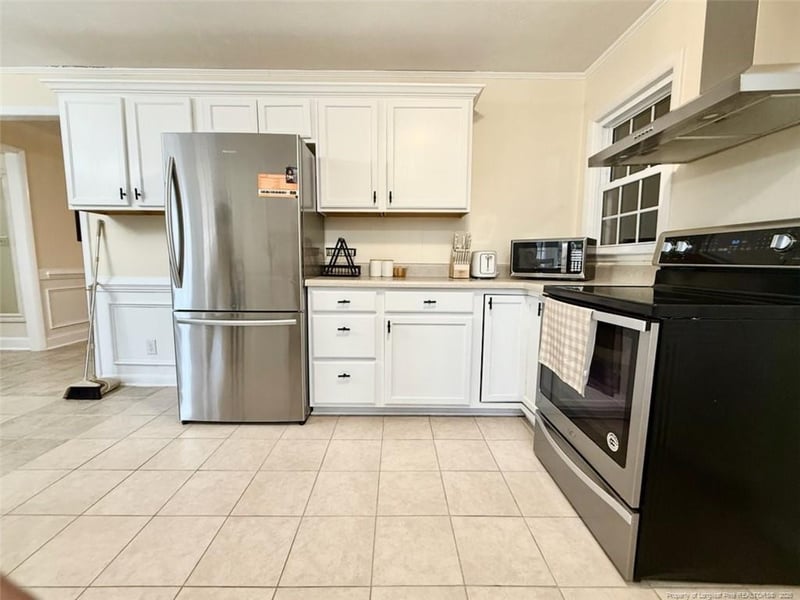 263 Brewster Dr, Fayetteville, NC 28303