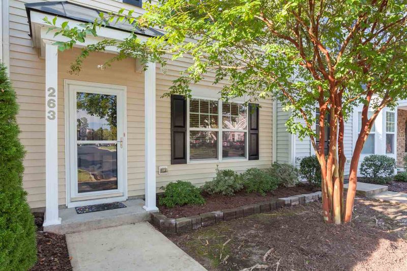 263 Hampshire Downs Dr, Morrisville, NC 27560