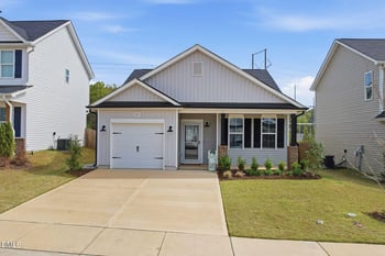 263 Maidenhair Pl, Clayton, NC 27520