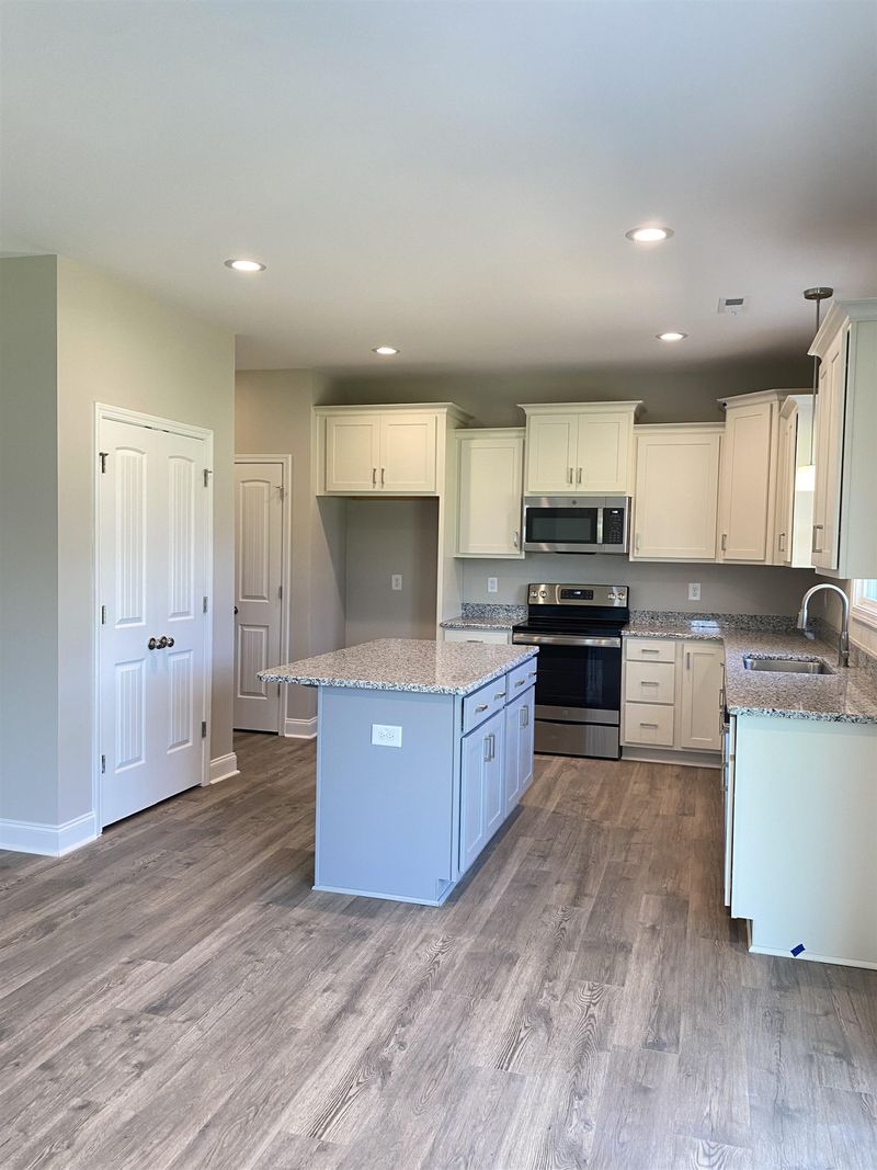 263 N Nolan Park Dr, Selma, NC 27576