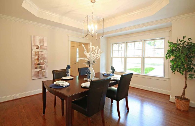 2630 Bedford Ave, Raleigh, NC 27607