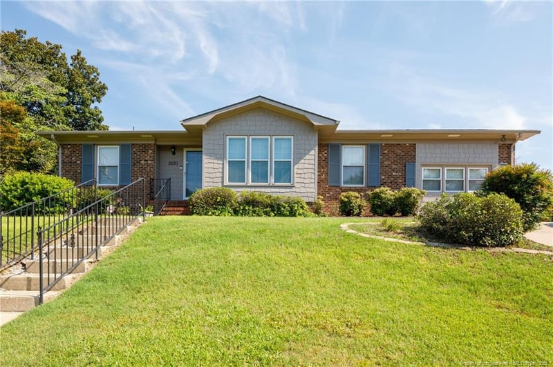 2630 Dartmouth Dr, Fayetteville, NC 28304
