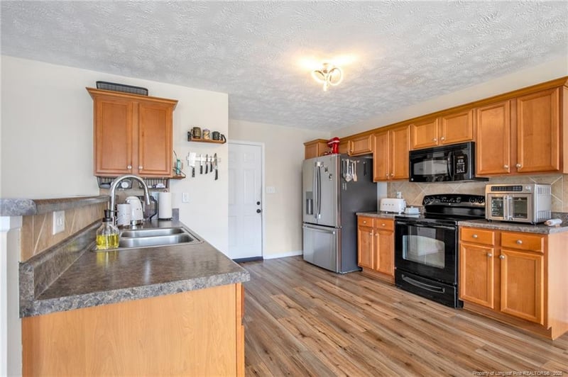 2630 Green Heron Dr, Fayetteville, NC 28306