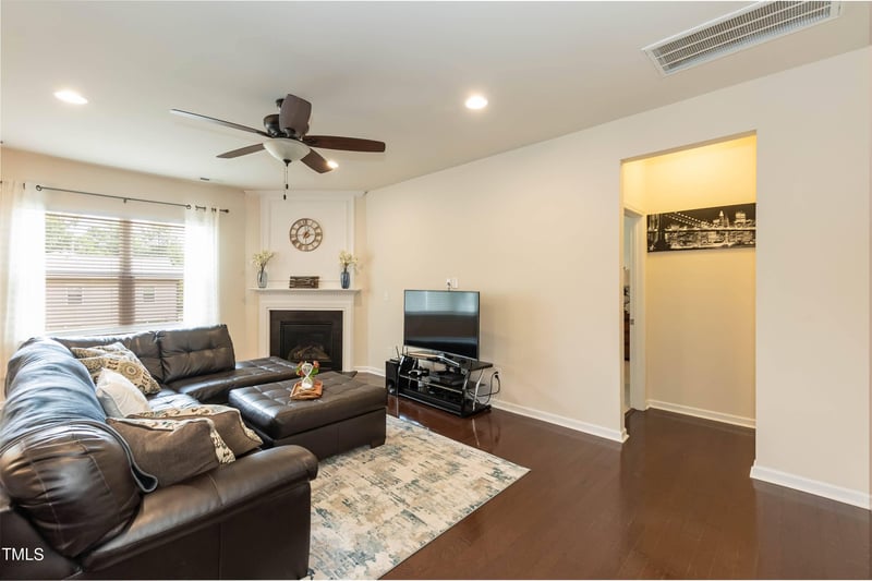 2630 Tummel Ln, Fuquay Varina, NC 27526
