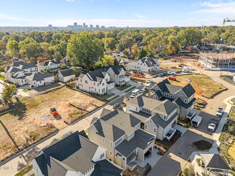 2631 Marchmont St, Raleigh, NC 27608