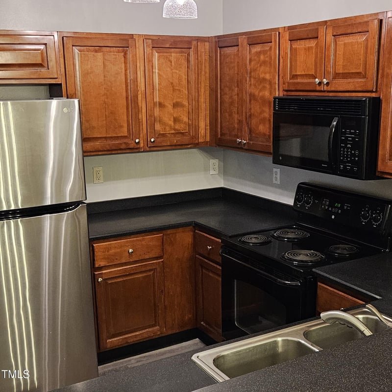 2631 Oldgate Dr #101, Raleigh, NC 27604