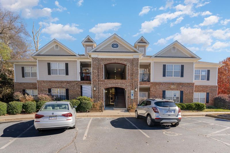 2631 Oldgate Dr #103, Raleigh, NC 27604