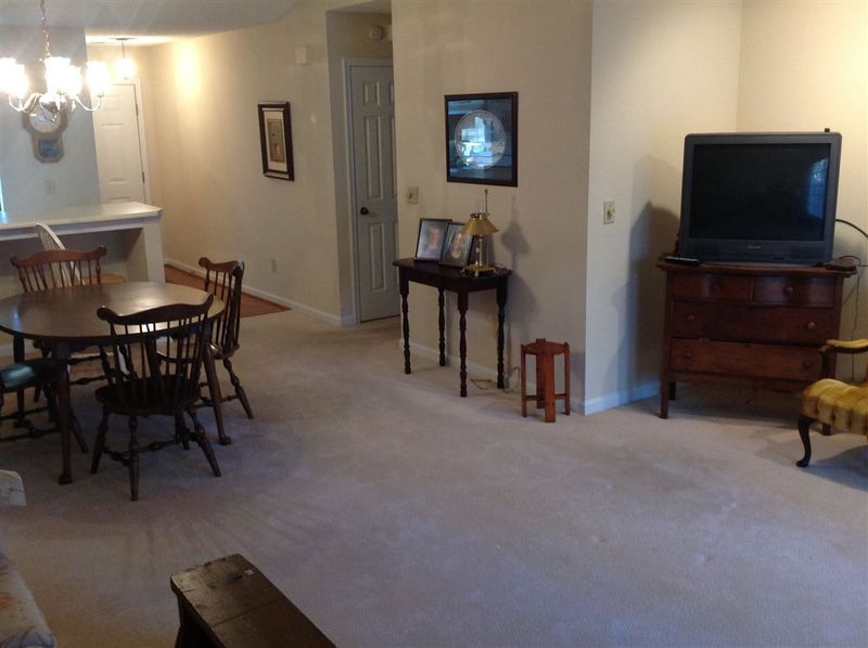 2632 Cottage Cir, Raleigh, NC 27613