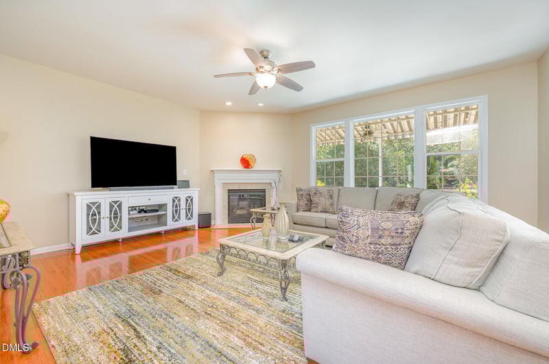 2633 Bloomsberry Ridge Dr, Fuquay Varina, NC 27526