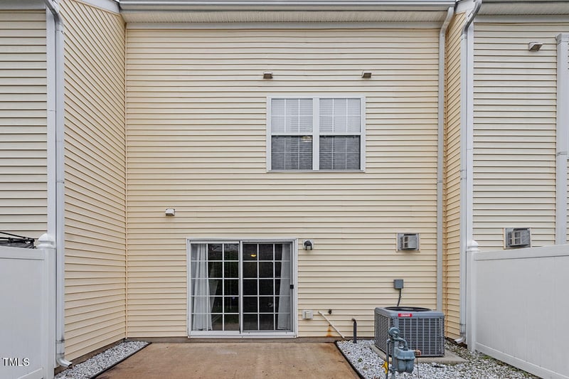 2633 Vega Ct, Raleigh, NC 27614