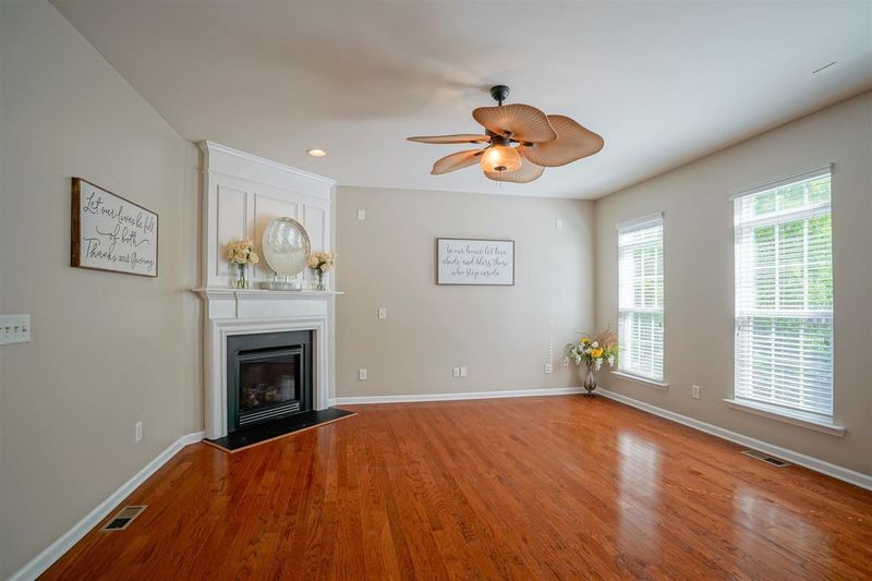 2634 Laurelcherry St, Raleigh, NC 27612
