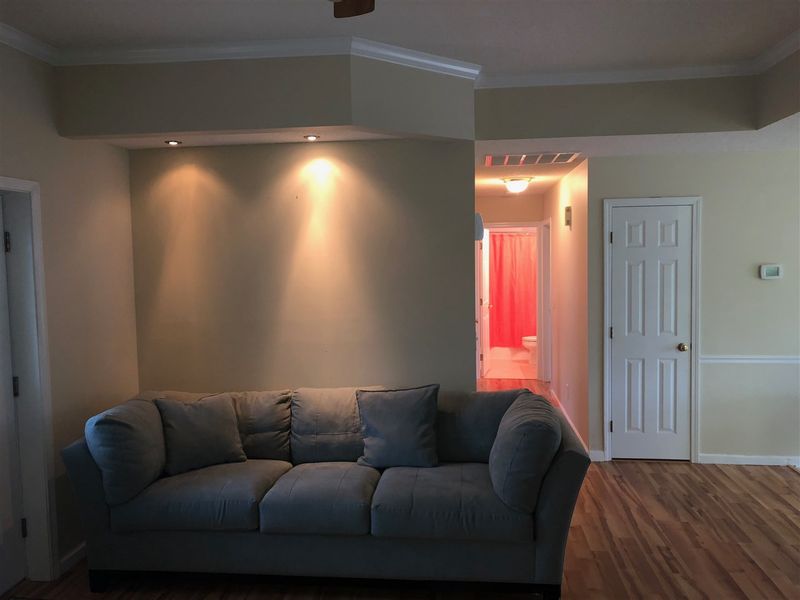 2634 Rolling Meadows Ln, Burlington, NC 27217