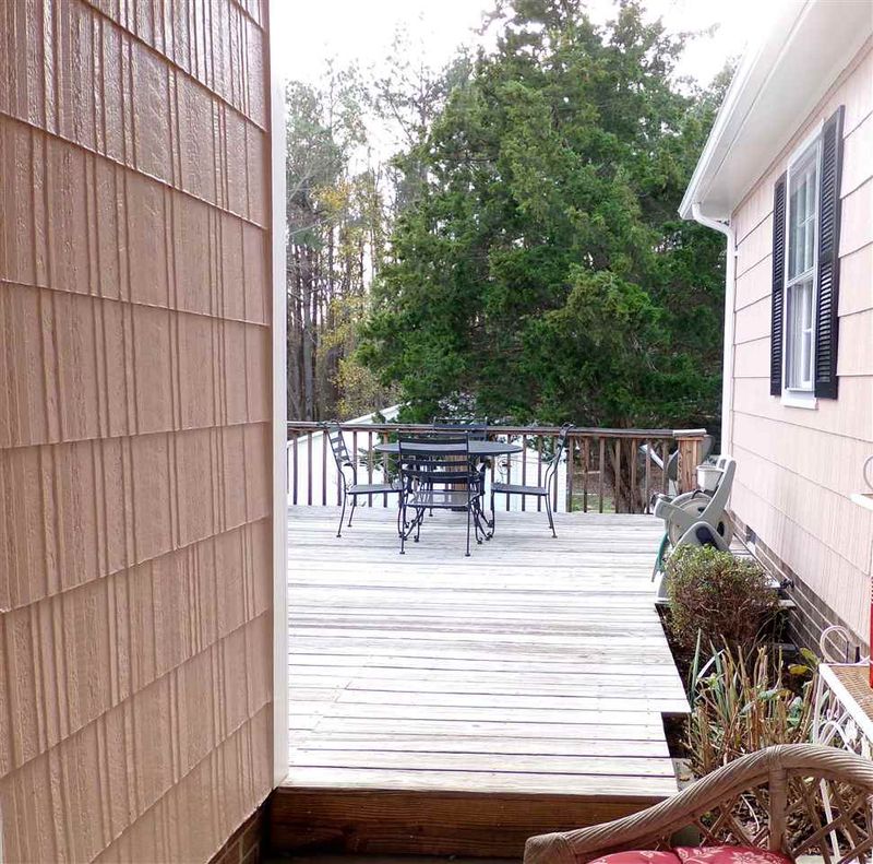 2635 Baileys Crossroads Rd, Benson, NC 27504