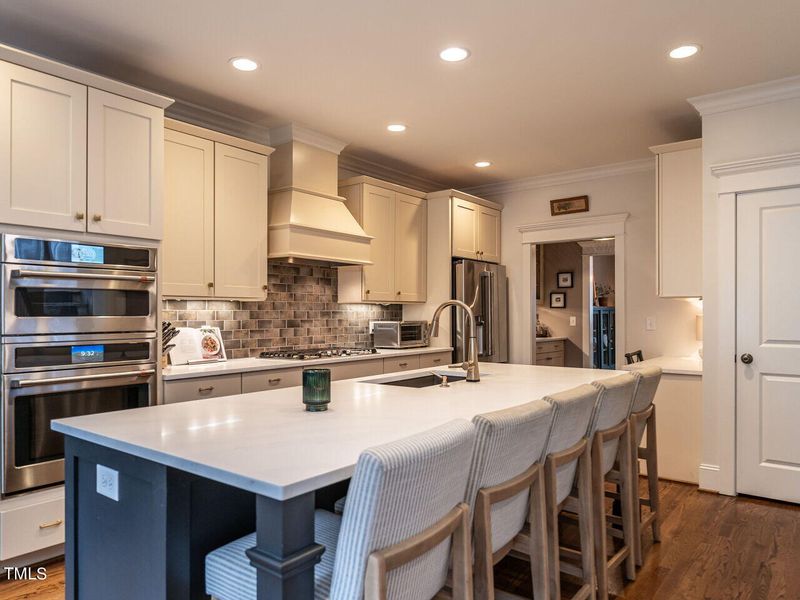 2635 Davis St, Raleigh, NC 27608