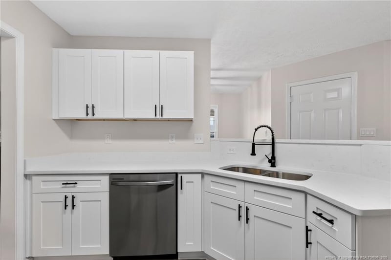 2635 Green Heron Dr, Fayetteville, NC 28306