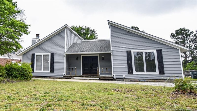 2635 Torcross Dr, Fayetteville, NC 28304