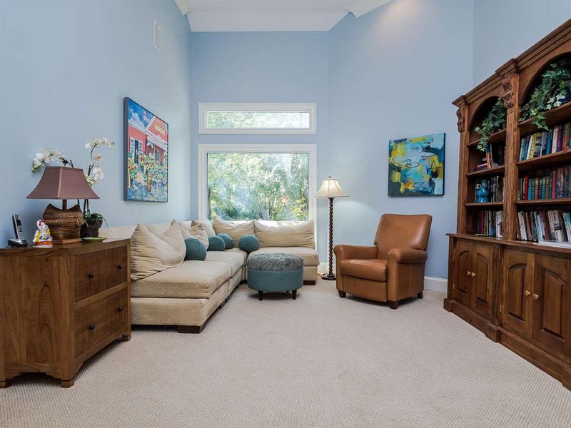 2636 Dockery Ln, Raleigh, NC 27606