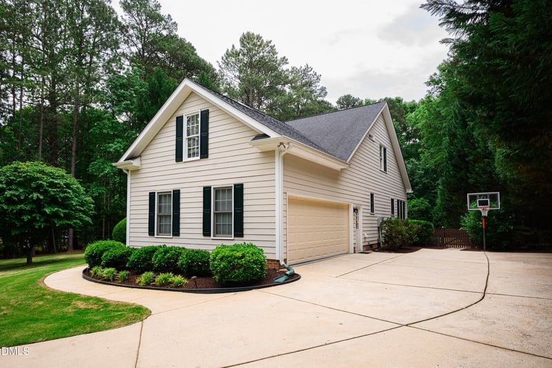 2636 Dun Loring Dr, Wake Forest, NC 27587