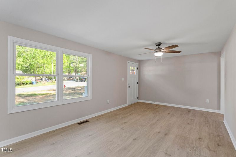 2636 Glenbrook Dr, Durham, NC 27704