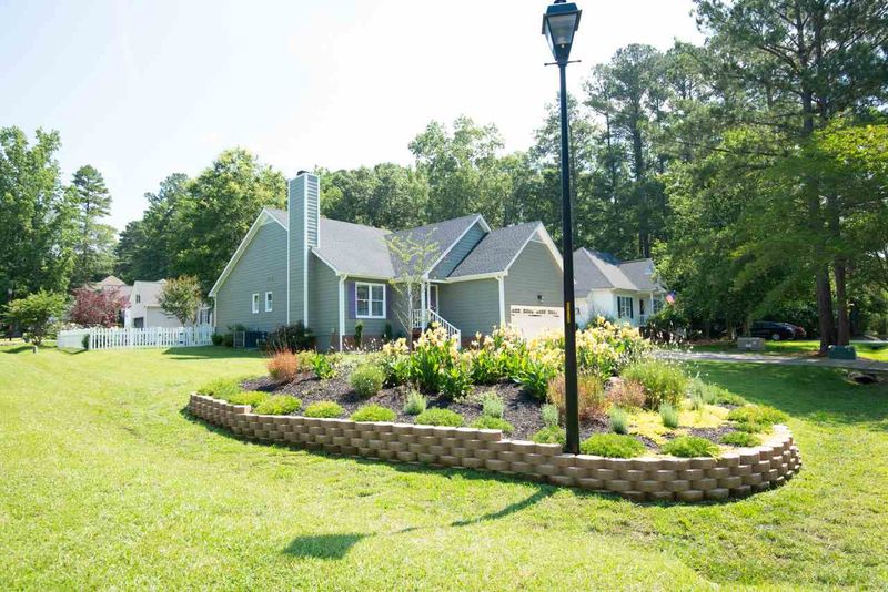 2636 Thurrock Dr, Apex, NC 27539