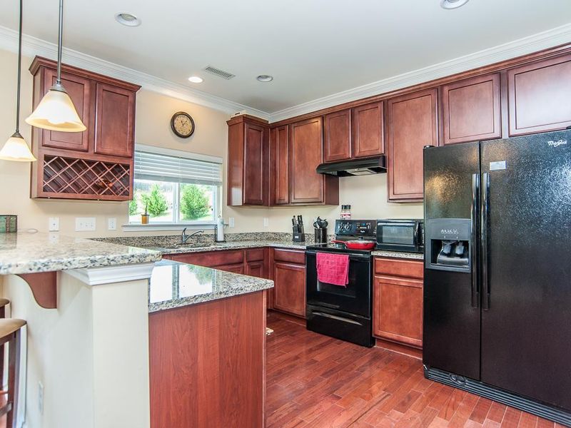 264 Averasboro Dr, Clayton, NC 27520
