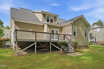 264 Elmcrest Dr, Holly Springs, NC 27540