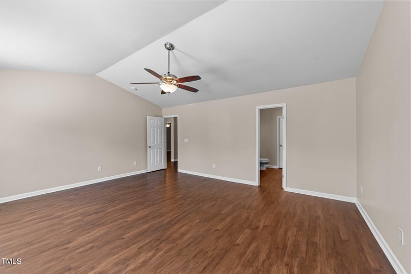 264 Farrington Dr, Clayton, NC 27520
