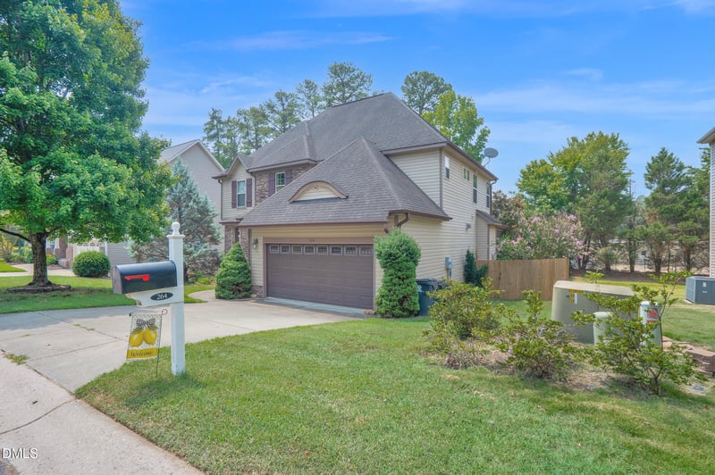 264 Plantation Dr, Youngsville, NC 27596