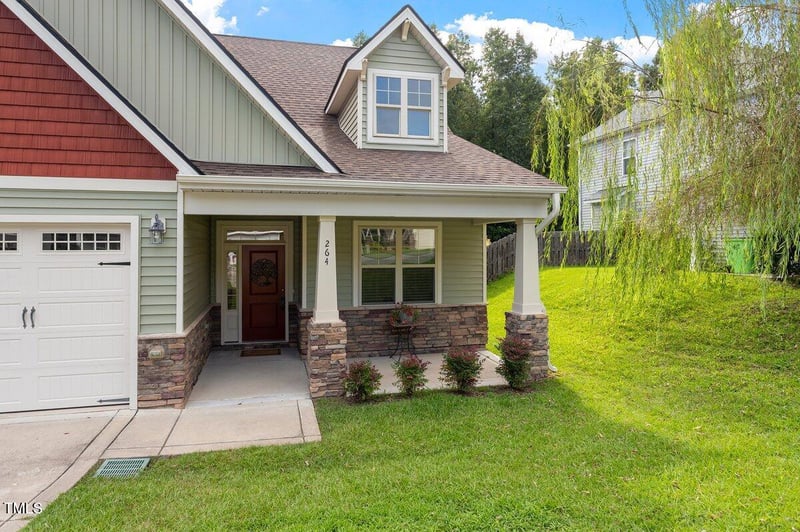 264 Summerwind Plantation Dr, Garner, NC 27529