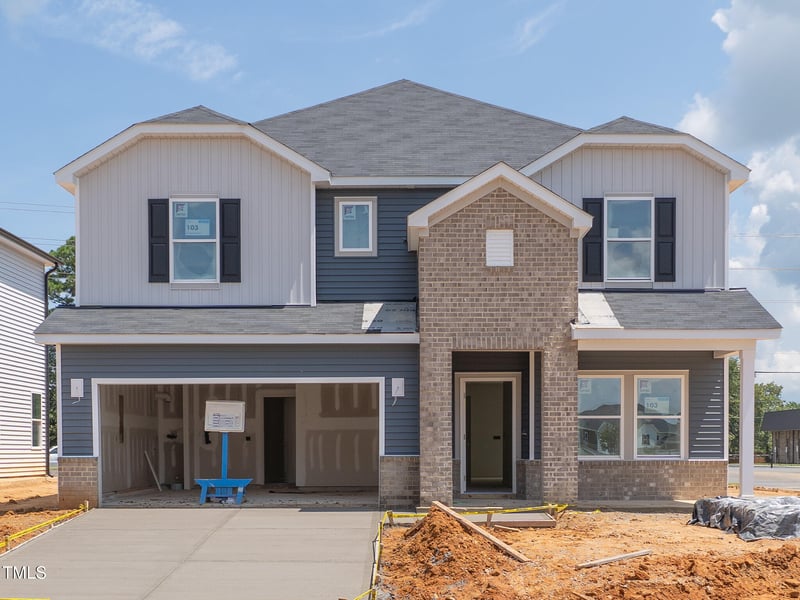 264 Thistle Patch Pl, Angier, NC 27501