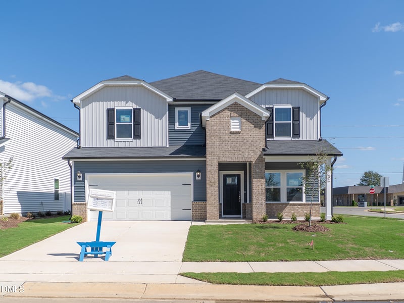 264 Thistle Patch Pl, Angier, NC 27501
