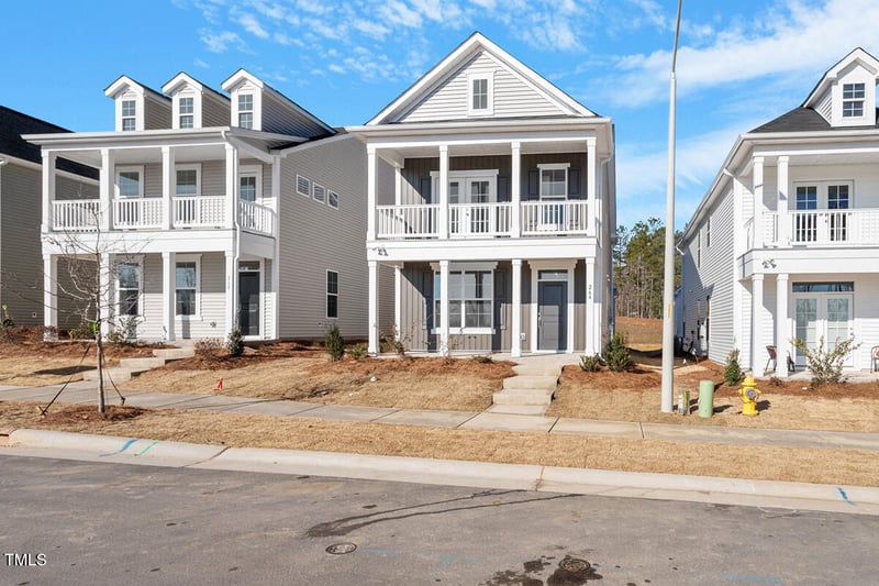 264 White Oak Garden Way #207, Garner, NC 27529