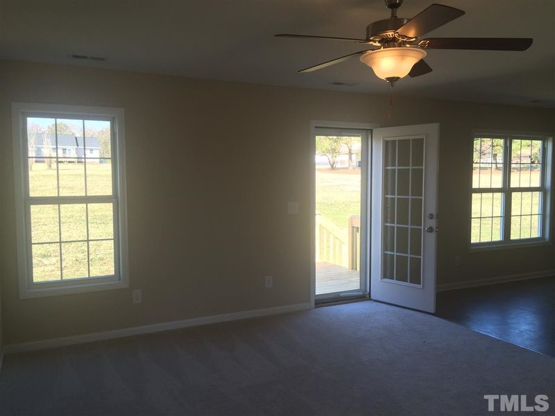 264 Williams Rd, Coats, NC 27521
