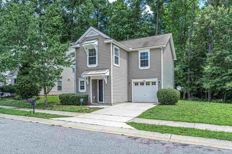 2640 Pebble Meadow Ln, Raleigh, NC 27610