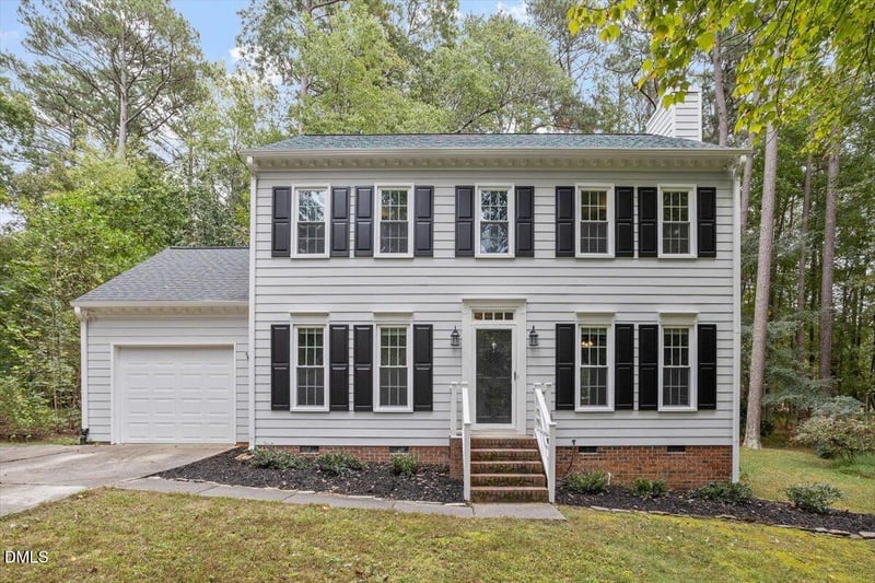 2641 New Oxford Dr, Apex, NC 27539