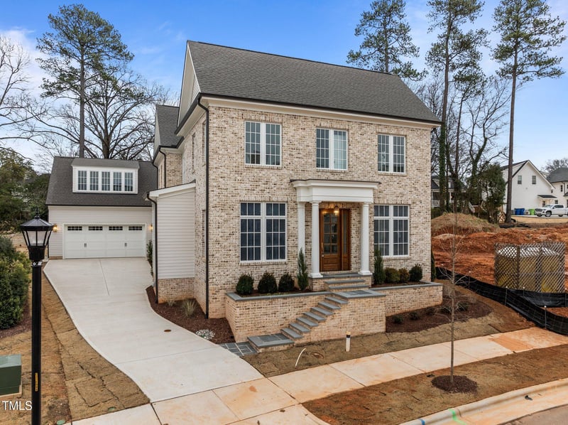 2642 Marchmont St, Raleigh, NC 27608